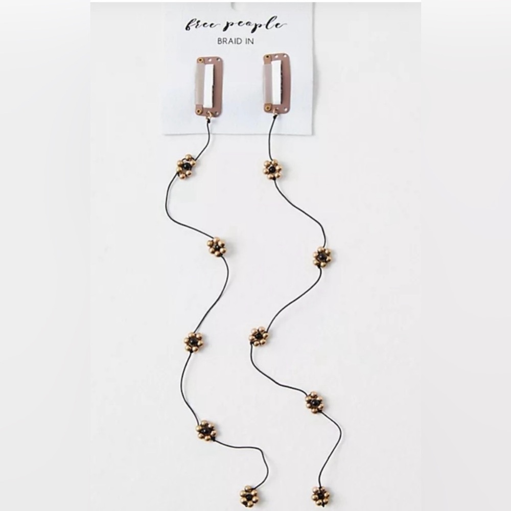 NWT Free People Pretty Little Flower Braids Set of 2